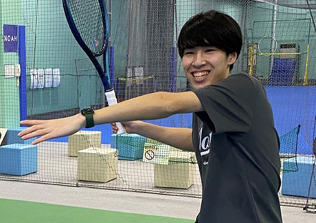 張（ちょう）コーチ