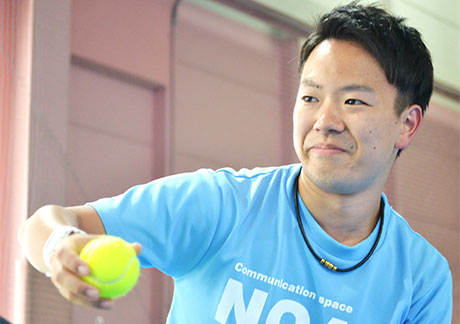 山﨑（やまざき）コーチ